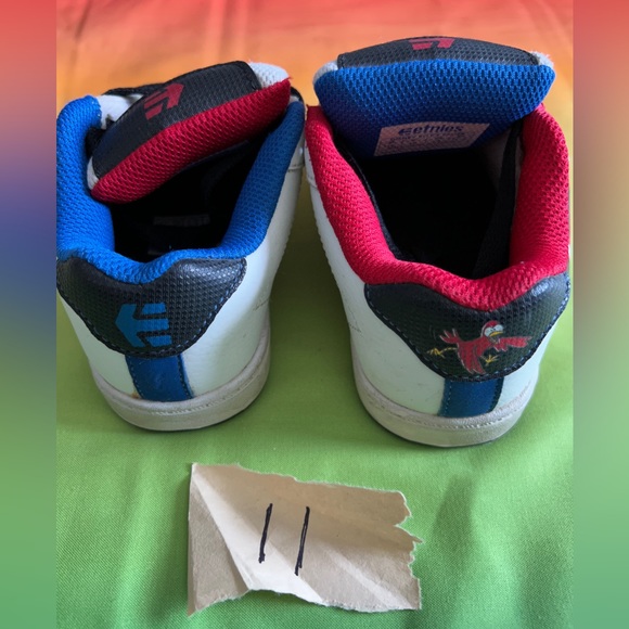 Etnies Disney Boy’s Fader Shoes Size 11C White Red Blue Black Phineas & Ferb - Picture 3 of 5